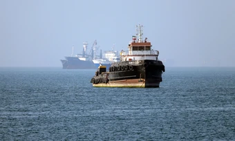 Iran cáo buộc Mỹ tấn công thuyền dân sự ở eo biển Hormuz