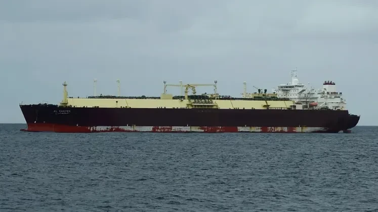 Iran chặn 2 tàu của Qatar đã được cấp phép qua eo biển Hormuz Iran chặn 2 tàu của Qatar đã được cấp phép qua eo biển Hormuz