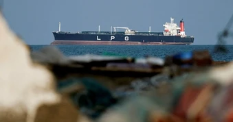 Iran cho phép tàu Nga và "các nước thân thiện" qua eo biển Hormuz