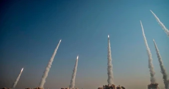 Iran chưa "bung hết sức", tuyên bố tăng mạnh quy mô trả đũa Mỹ - Israel