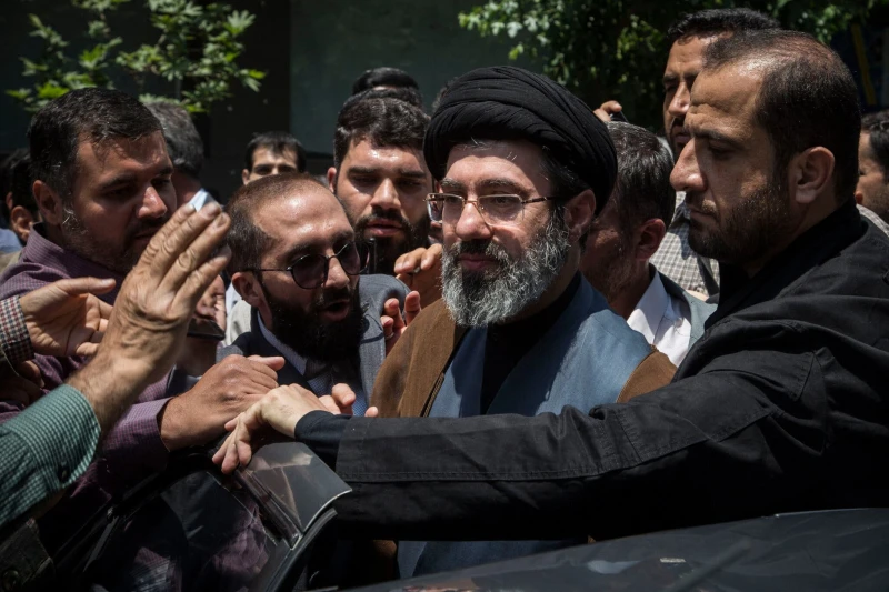 Iran công bố danh tính tân Lãnh tụ Tối cao