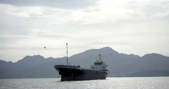 Iran để ngỏ nới lỏng phong tỏa eo biển Hormuz
