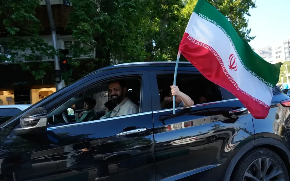 Iran đề xuất chấm dứt chiến tranh với Mỹ trong vòng 30 ngày Iran đề xuất chấm dứt chiến tranh với Mỹ trong vòng 30 ngày