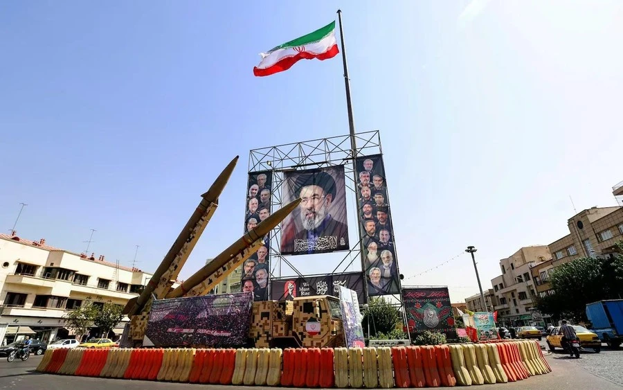Iran dọa phá hủy 'trái tim' của nền kinh tế Mỹ nếu chiến sự bùng phát Iran dọa phá hủy 'trái tim' của nền kinh tế Mỹ nếu chiến sự bùng phát