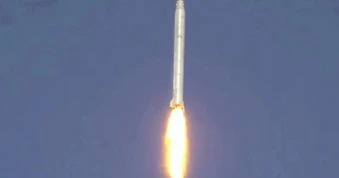 Iran dồn dập khai hỏa, cảnh báo đòn bất ngờ cho Mỹ sau vụ "F-35 trúng đạn"