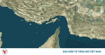 Iran hiện không thảo luận về việc áp phí đối với các tàu đi qua eo biển Hormuz