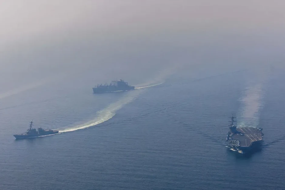 Iran mở cửa eo biển Hormuz Iran mở cửa eo biển Hormuz