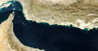 Iran mở đường cho tàu đi qua eo biển Hormuz