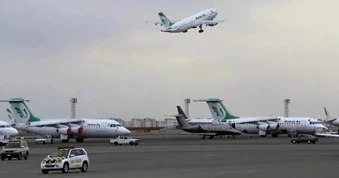 Iran mở lại một phần không phận