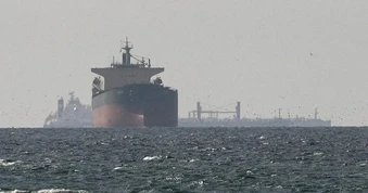Iran nêu yêu cầu với các tàu đi qua eo biển Hormuz