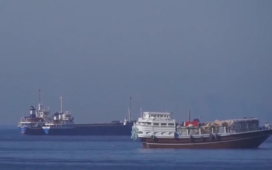Iran - Oman tiến gần đến thỏa thuận về eo biển Hormuz Iran - Oman tiến gần đến thỏa thuận về eo biển Hormuz
