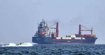 Iran phân loại các nhóm nước được đưa tàu thuyền qua Hormuz