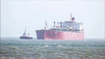 Iran phê duyệt kế hoạch thu phí tàu qua eo biển Hormuz