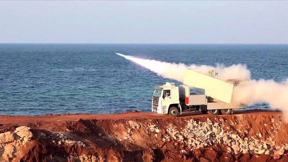 Iran phóng loạt tên lửa, tấn công trung tâm chỉ huy và căn cứ quân sự Mỹ Iran phóng loạt tên lửa, tấn công trung tâm chỉ huy và căn cứ quân sự Mỹ