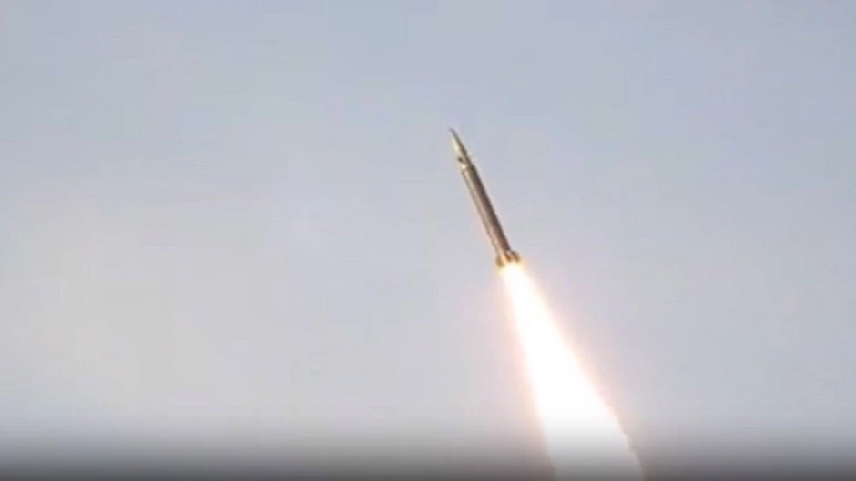 Iran phóng tên lửa Haj Qassem, đe dọa Israel sau vụ ám sát ông Larijani Iran phóng tên lửa Haj Qassem, đe dọa Israel sau vụ ám sát ông Larijani