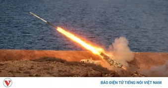 Iran tấn công 85 mục tiêu quân sự Mỹ tại Kuwait và Bahrain