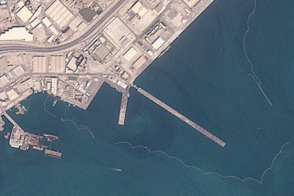 Iran tấn công nhiều căn cứ Mỹ; Các chuyến bay trên khắp Trung Đông bị hủy Iran tấn công nhiều căn cứ Mỹ; Các chuyến bay trên khắp Trung Đông bị hủy