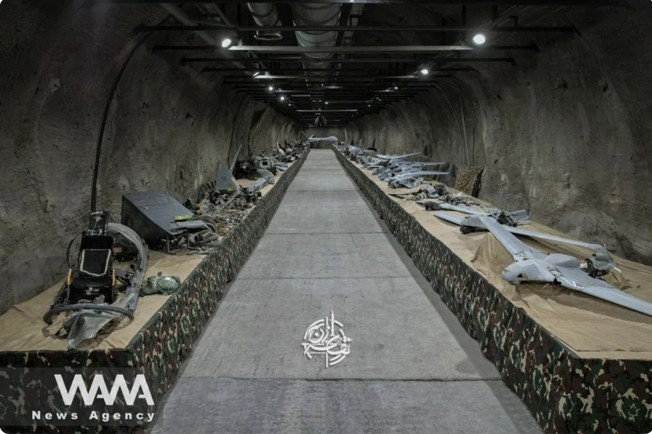 Iran tiết lộ căn cứ phòng không ngầm và xác máy bay thù địch Iran tiết lộ căn cứ phòng không ngầm và xác máy bay thù địch