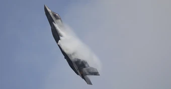 Iran tuyên bố bắn hạ F-35 Mỹ