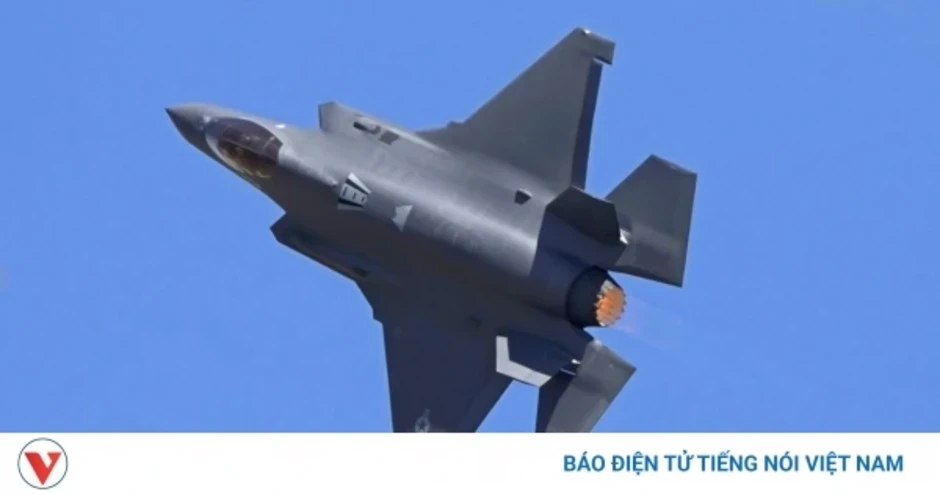 Iran tuyên bố bắn trúng F-35, Mỹ xác nhận máy bay phải hạ cánh khẩn cấp Iran tuyên bố bắn trúng F-35, Mỹ xác nhận máy bay phải hạ cánh khẩn cấp