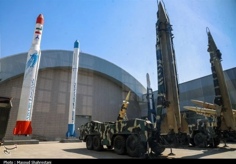 Iran tuyên bố 'không khoan nhượng' với mọi động thái tại eo biển Hormuz