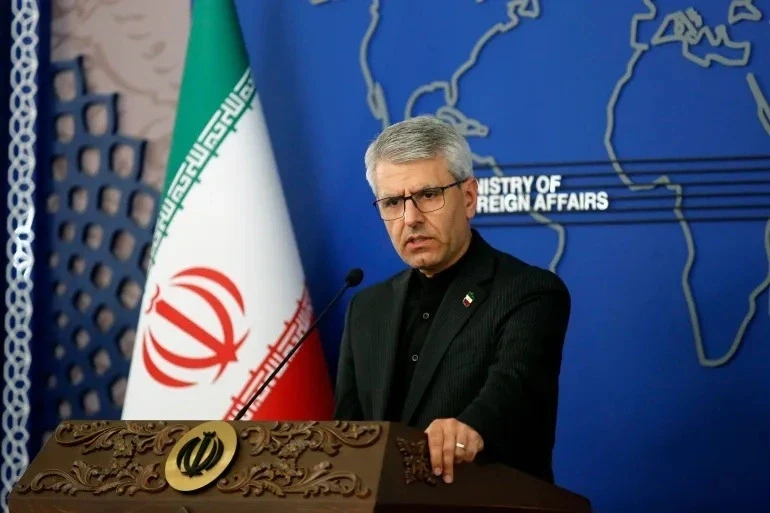 Iran vạch "lằn ranh đỏ" với Mỹ sau mệnh lệnh của Lãnh tụ Tối cao Iran vạch "lằn ranh đỏ" với Mỹ sau mệnh lệnh của Lãnh tụ Tối cao