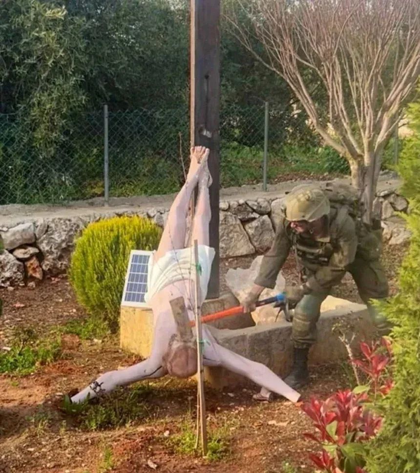 Israel bắt giam 2 binh sĩ phá hoại tượng Chúa Jesus tại Lebanon Israel bắt giam 2 binh sĩ phá hoại tượng Chúa Jesus tại Lebanon