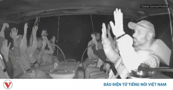 Israel chặn đoàn tàu cứu trợ Sumud ngoài khơi đảo Cyprus