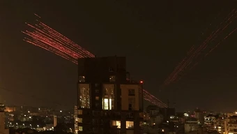 Israel đồng ý ngừng bắn ở Lebanon