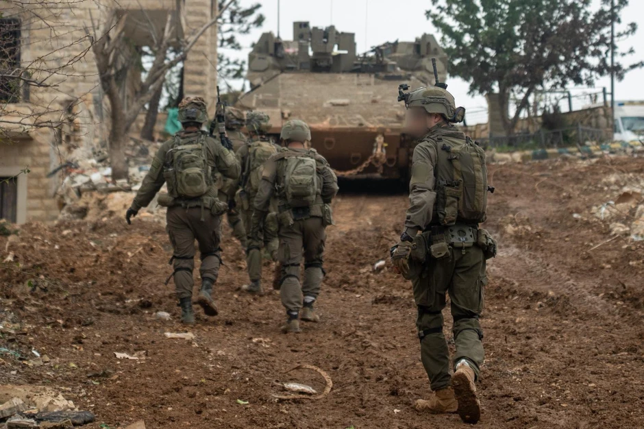 Israel không kích thủ đô Lebanon, tuyên bố bắn hạ chỉ huy Hezbollah Israel không kích thủ đô Lebanon, tuyên bố bắn hạ chỉ huy Hezbollah