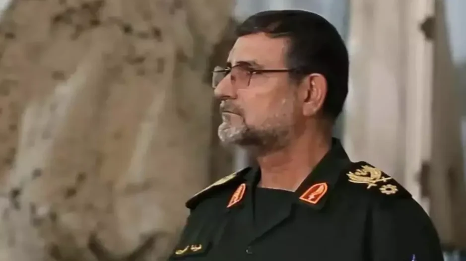 Israel không kích “trái tim” của Tehran, hạ sát thêm quan chức Iran Israel không kích “trái tim” của Tehran, hạ sát thêm quan chức Iran