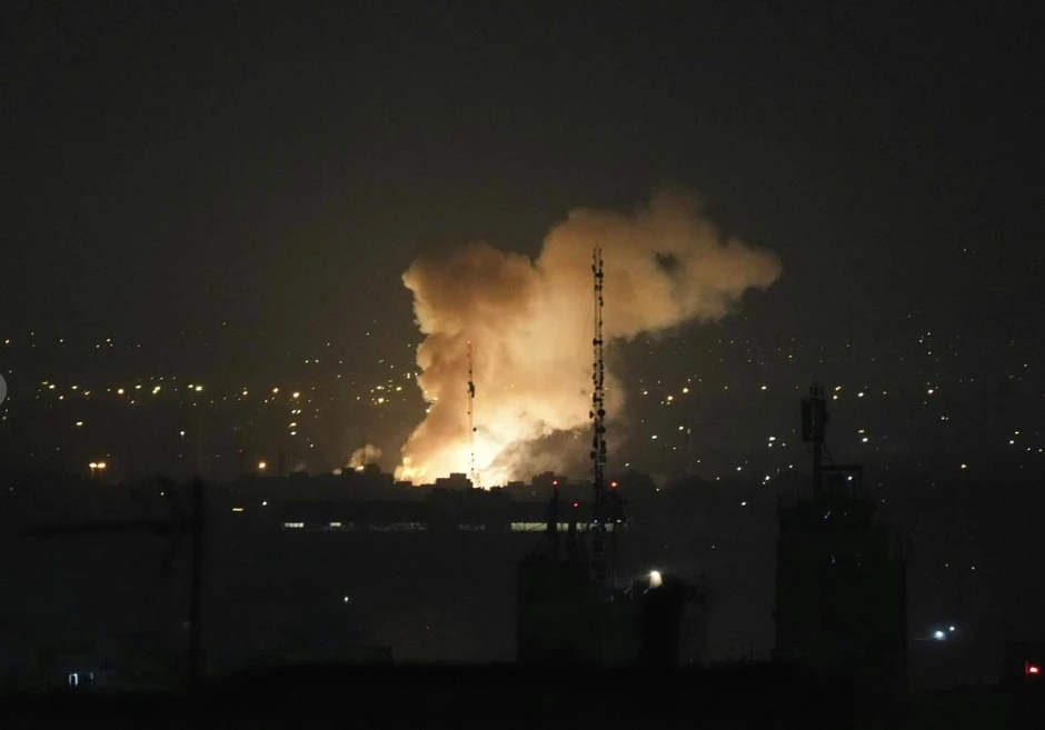Israel không kích trung tâm thủ đô Tehran Israel không kích trung tâm thủ đô Tehran