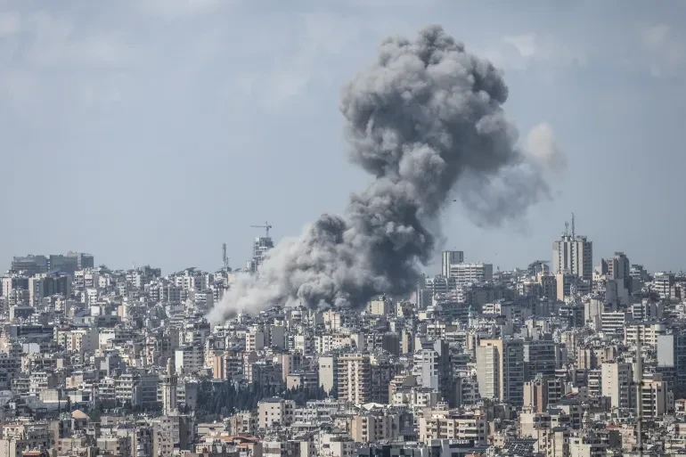 Israel tiếp tục không kích Lebanon, Hezbollah nã tên lửa đáp trả; Iran nói về việc làm giàu uranium Israel tiếp tục không kích Lebanon, Hezbollah nã tên lửa đáp trả; Iran nói về việc làm giàu uranium