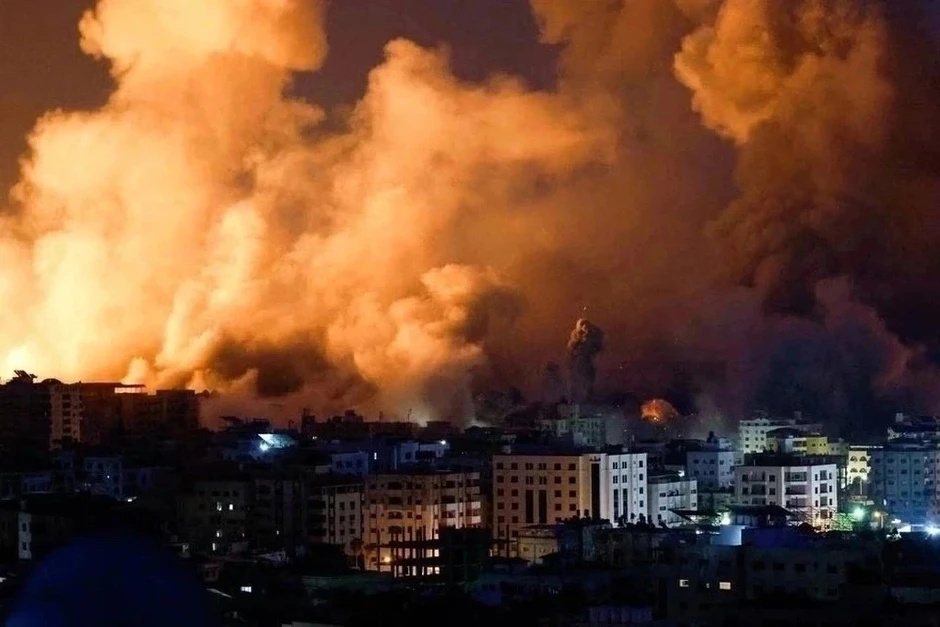 Israel tiếp tục tấn công nhằm vào lực lượng cảnh sát ở Gaza Israel tiếp tục tấn công nhằm vào lực lượng cảnh sát ở Gaza