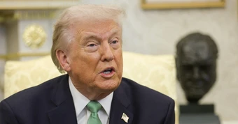 Israel tự ý ném bom cơ sở khí đốt South Pars của Iran, ông Trump nói: 'Đừng làm vậy nữa'