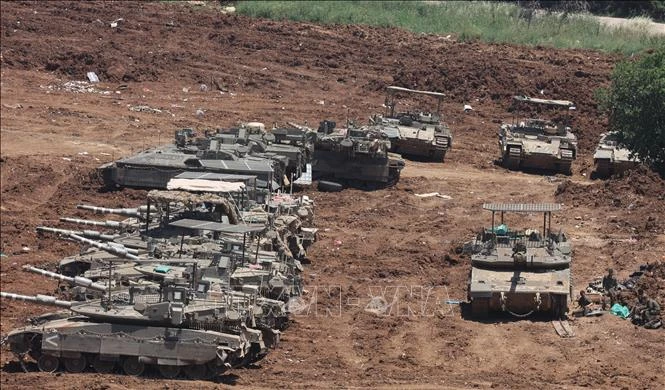 Israel tuyên bố tiếp tục chiến sự ở Liban; Hezbollah bác bỏ thỏa thuận ngừng bắn Israel tuyên bố tiếp tục chiến sự ở Liban; Hezbollah bác bỏ thỏa thuận ngừng bắn
