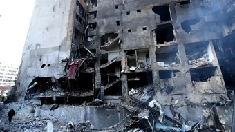 Israel và Hezbollah tiếp tục tấn công lẫn nhau
