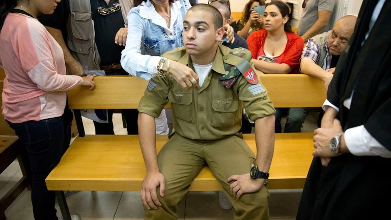 Israel xóa án tích cho binh sĩ bắn chết 1 người Palestine Israel xóa án tích cho binh sĩ bắn chết 1 người Palestine