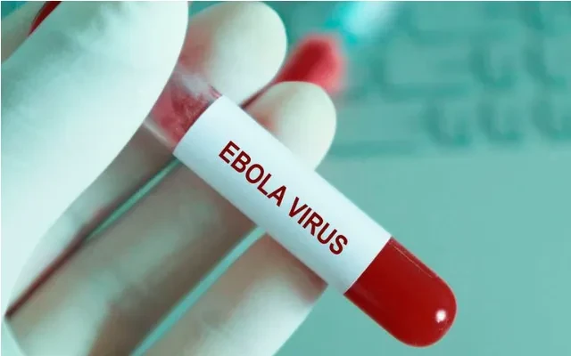 Italy báo cáo 2 trường hợp nghi nhiễm Ebola Italy báo cáo 2 trường hợp nghi nhiễm Ebola