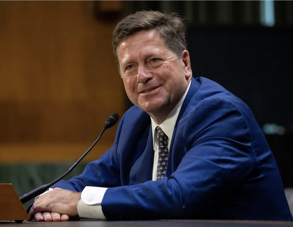 Jay Clayton - luật sư doanh nghiệp trở thành Giám đốc Tình báo quốc gia Mỹ Jay Clayton - luật sư doanh nghiệp trở thành Giám đốc Tình báo quốc gia Mỹ
