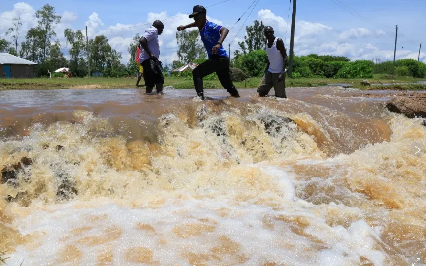 Kenya bước vào mùa mưa khắc nghiệt, hơn 100 người thiệt mạng do lũ lụt Kenya bước vào mùa mưa khắc nghiệt, hơn 100 người thiệt mạng do lũ lụt