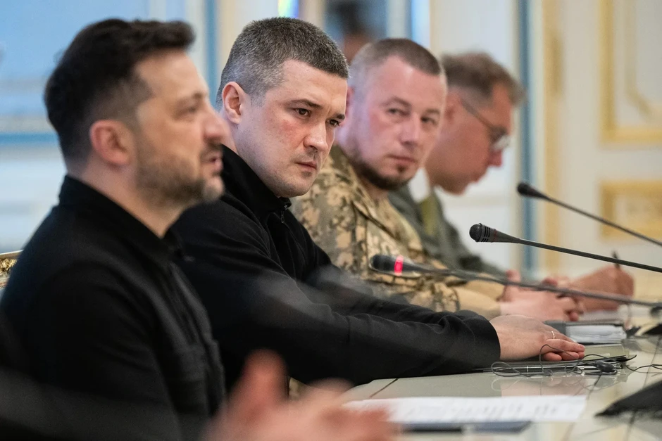 Kêu gọi bầu cử - nước cờ gây tranh cãi của cựu Bộ trưởng Quốc phòng Ukraine Kêu gọi bầu cử - nước cờ gây tranh cãi của cựu Bộ trưởng Quốc phòng Ukraine
