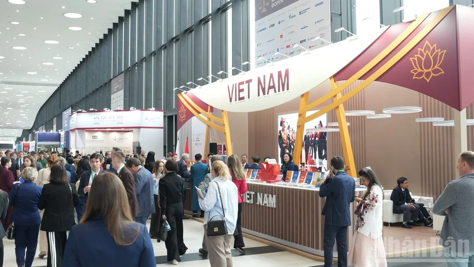 Khai mạc Gian trưng bày Việt Nam tại Saint Petersburg, Nga Khai mạc Gian trưng bày Việt Nam tại Saint Petersburg, Nga