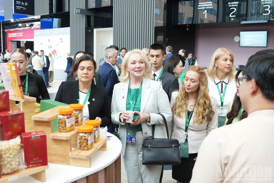 Khai mạc Gian trưng bày Việt Nam tại Saint Petersburg, Nga Khai mạc Gian trưng bày Việt Nam tại Saint Petersburg, Nga