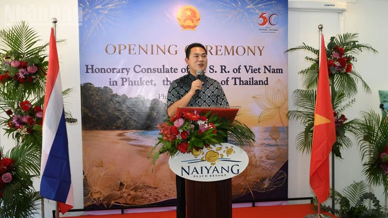 Khai trương Văn phòng Lãnh sự danh dự Việt Nam tại Phuket, Thái Lan Khai trương Văn phòng Lãnh sự danh dự Việt Nam tại Phuket, Thái Lan