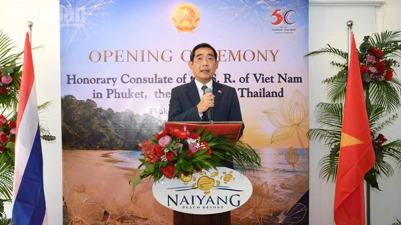 Khai trương Văn phòng Lãnh sự danh dự Việt Nam tại Phuket, Thái Lan Khai trương Văn phòng Lãnh sự danh dự Việt Nam tại Phuket, Thái Lan