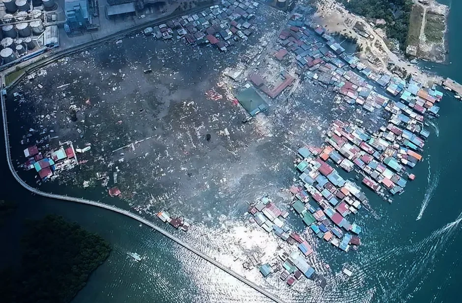 Khoảng 1.000 ngôi nhà bị thiêu rụi trong vụ hỏa hoạn kinh hoàng tại Malaysia Khoảng 1.000 ngôi nhà bị thiêu rụi trong vụ hỏa hoạn kinh hoàng tại Malaysia