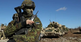 Không muốn “chờ NATO đến”, một thành viên điều quân chủ lực sát biên giới Nga: Điện Kremlin phản ứng sao?