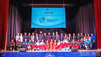 Khúc tráng ca tuổi trẻ Việt Nam bên dòng sông Neva