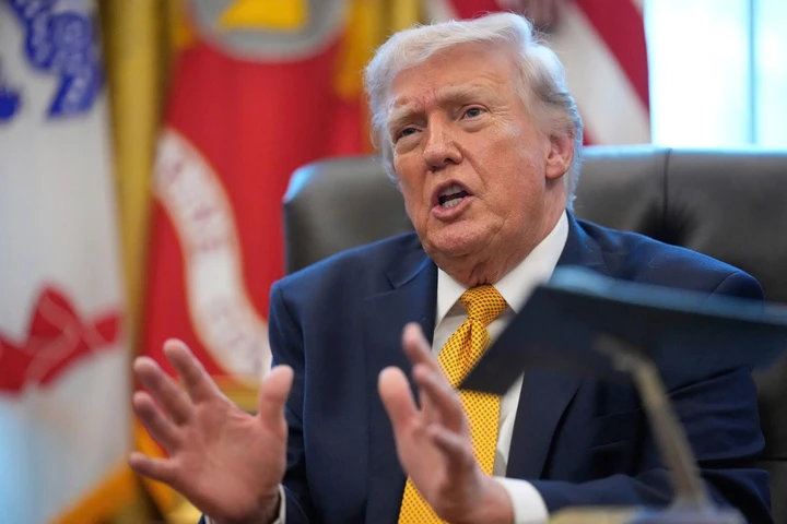 Khủng hoảng dầu mỏ lan rộng, ông Trump có cần Trung Quốc giúp đỡ? Khủng hoảng dầu mỏ lan rộng, ông Trump có cần Trung Quốc giúp đỡ?